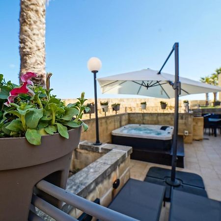Mgarr Harbour Views Duplex Maisonette With Jacuzzi Hot Tub מראה חיצוני תמונה