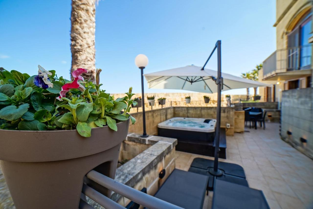 Mgarr Harbour Views Duplex Maisonette With Jacuzzi Hot Tub מראה חיצוני תמונה