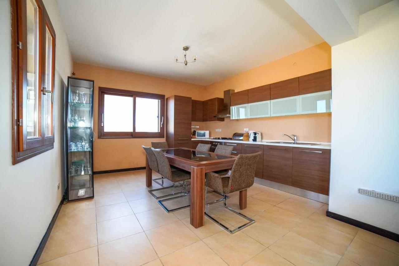 Mgarr Harbour Views Duplex Maisonette With Jacuzzi Hot Tub מראה חיצוני תמונה