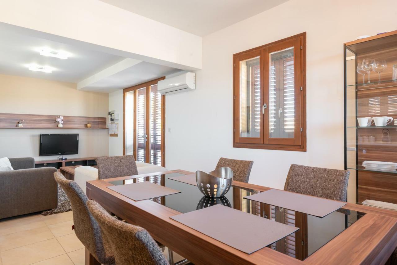 Mgarr Harbour Views Duplex Maisonette With Jacuzzi Hot Tub מראה חיצוני תמונה