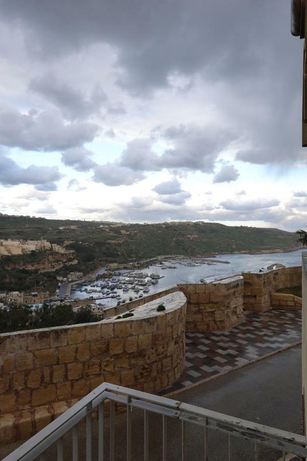 Mgarr Harbour Views Duplex Maisonette With Jacuzzi Hot Tub מראה חיצוני תמונה