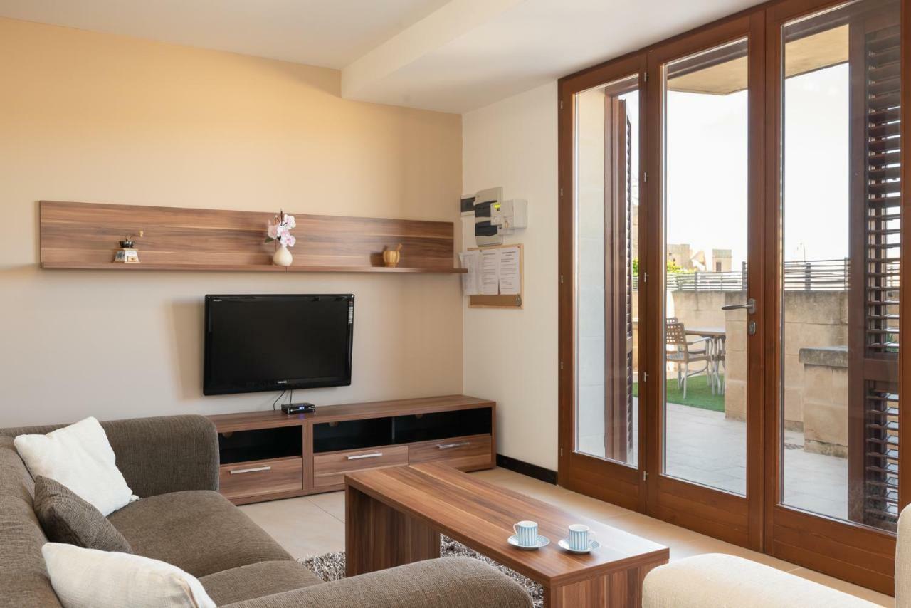 Mgarr Harbour Views Duplex Maisonette With Jacuzzi Hot Tub מראה חיצוני תמונה