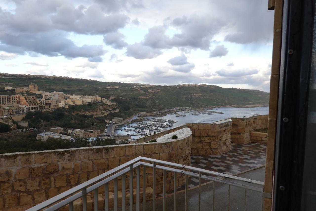 Mgarr Harbour Views Duplex Maisonette With Jacuzzi Hot Tub מראה חיצוני תמונה