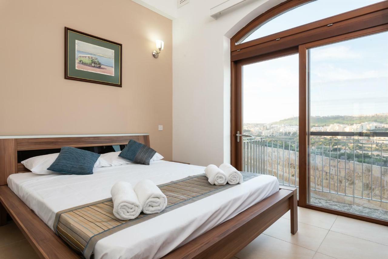 Mgarr Harbour Views Duplex Maisonette With Jacuzzi Hot Tub מראה חיצוני תמונה