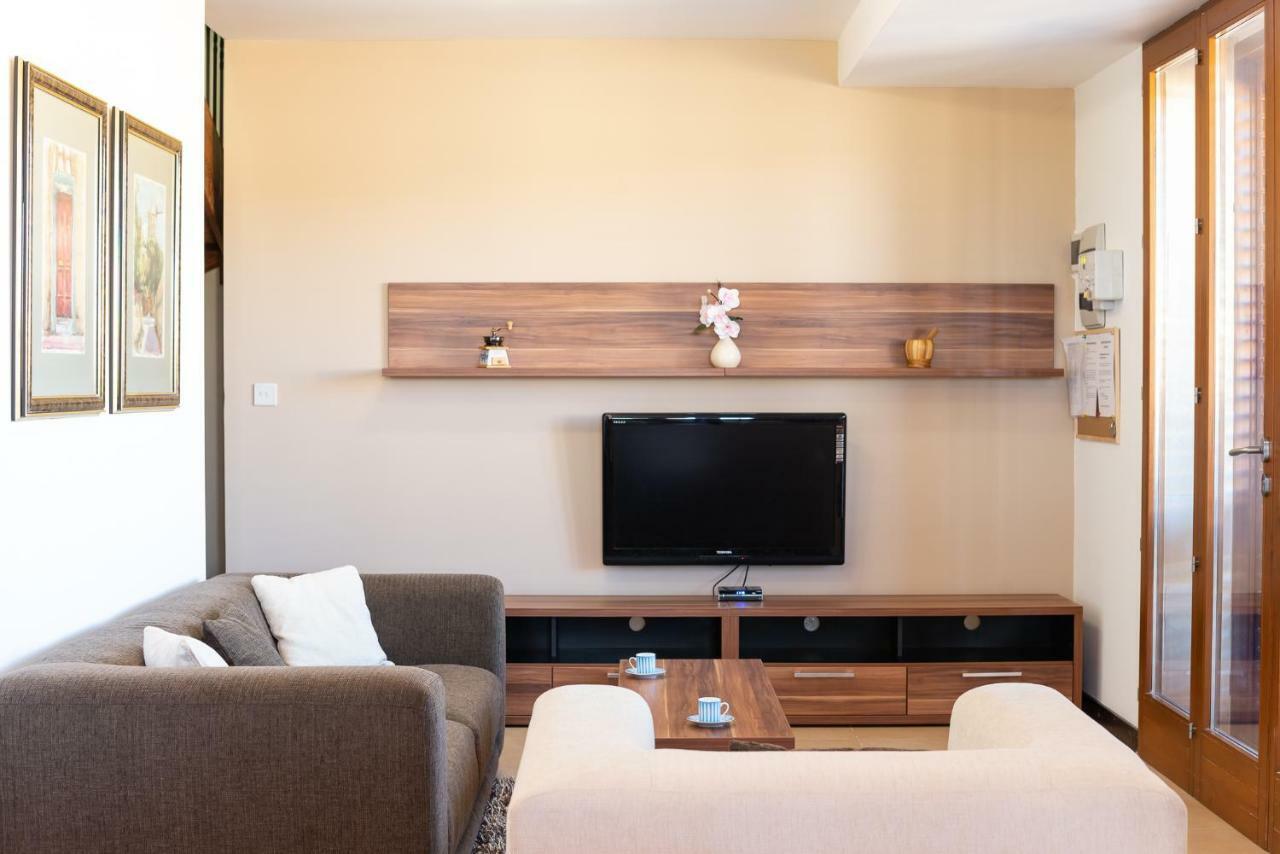 Mgarr Harbour Views Duplex Maisonette With Jacuzzi Hot Tub מראה חיצוני תמונה